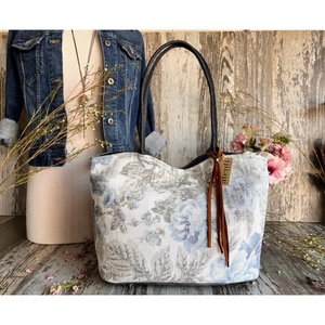 Atenti Handmade Purse