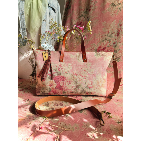Atenti Handmade Purse