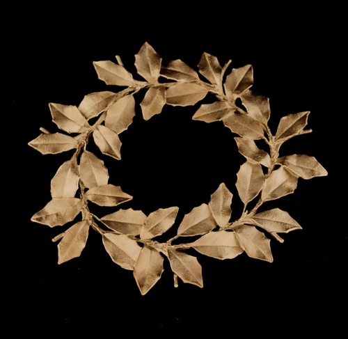 Holly Trivet