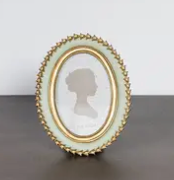 Golden Oval Photo Frame