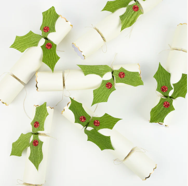 Holly Crackers