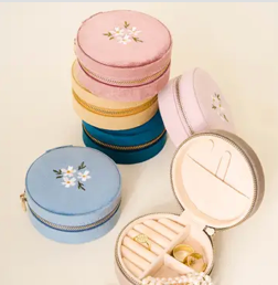 Round Velvet Jewelry Case