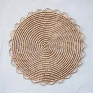 Round Natural Woven Palm Placemat (Display)
