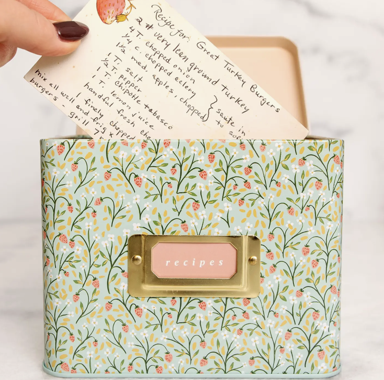 Strawberry Meadow Recipe Tin