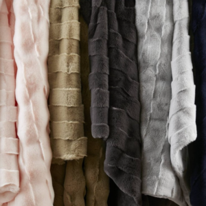 Vivienne Faux Fur Throw