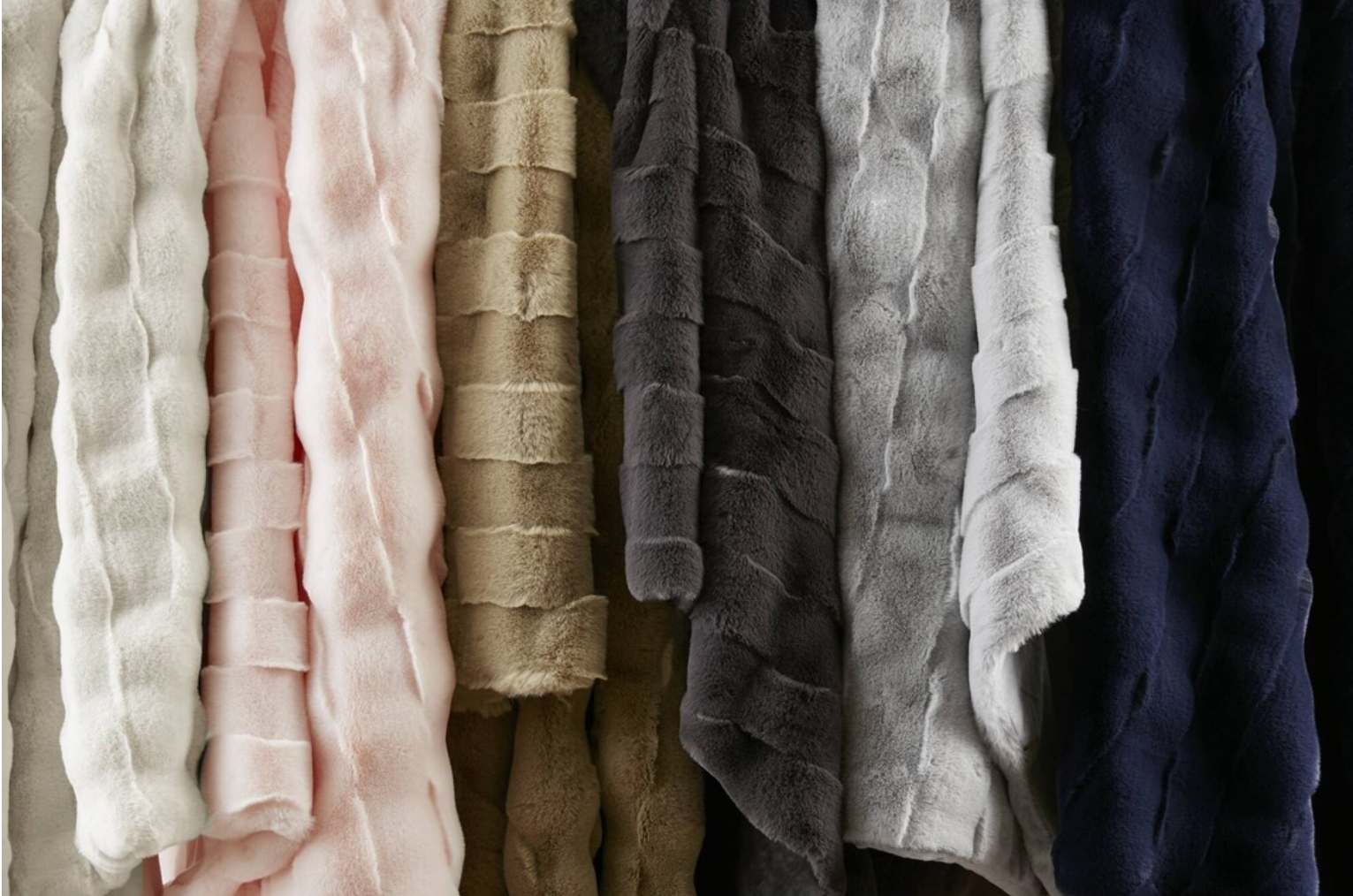 Vivienne Faux Fur Throw