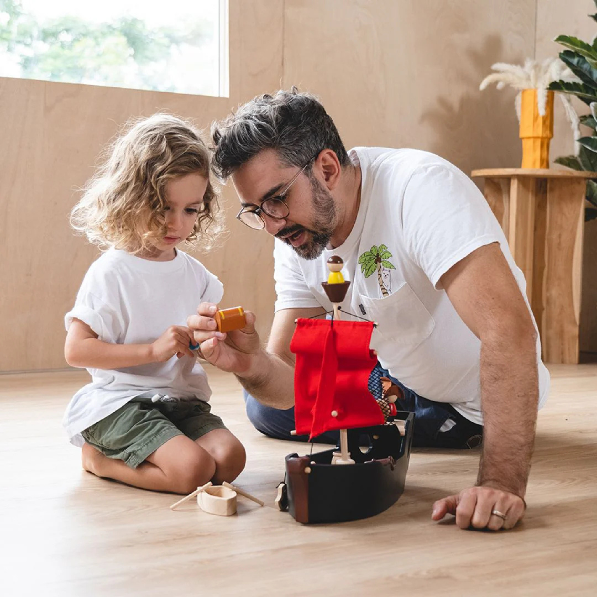 Pirate Ship Play Set